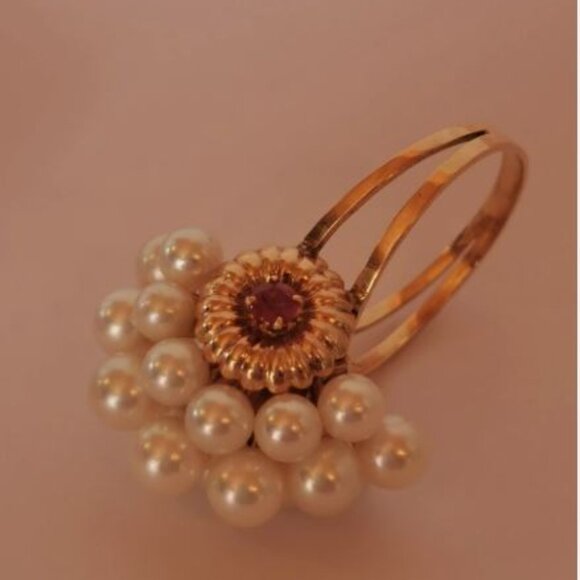 Fabulous 14 kt Vintage Akoya Pearl and Ruby Ring - Picture 8 of 12